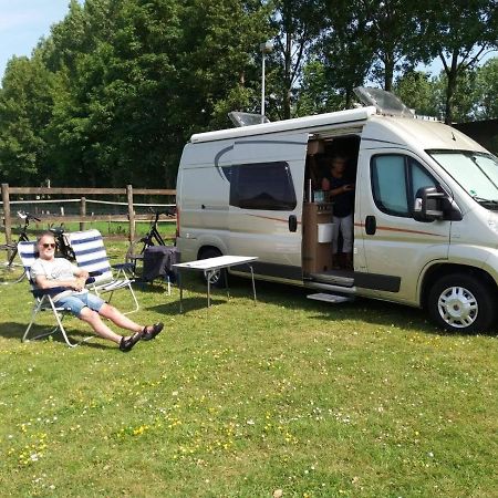 Bed And Breakfast En Camping In Waardenburg A2 Екстер'єр фото
